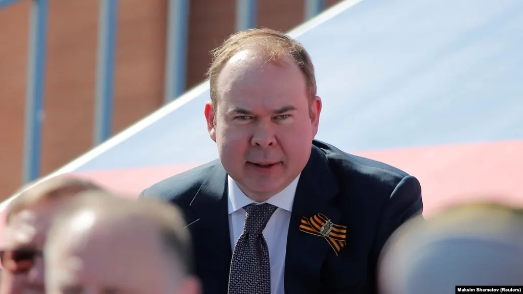 Матери руководителей высшего звена российских властей получили многомиллиардный доход за счёт кредитования оборонной группы «Сфера» и переуступки прав требования долгов, следует из финансовой документации компании.