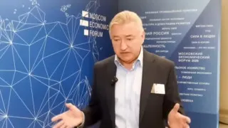 Директор крупного машиностроительного завода заявил о крахе программ импортозамещения из‑за замедления российской экономики и падения спроса, назвав происходящее «фундаментальным кризисом». Академик РАН поддержал критику, указав на деградацию машиностроения, низкие доходы населения и ухудшение демографической ситуации.