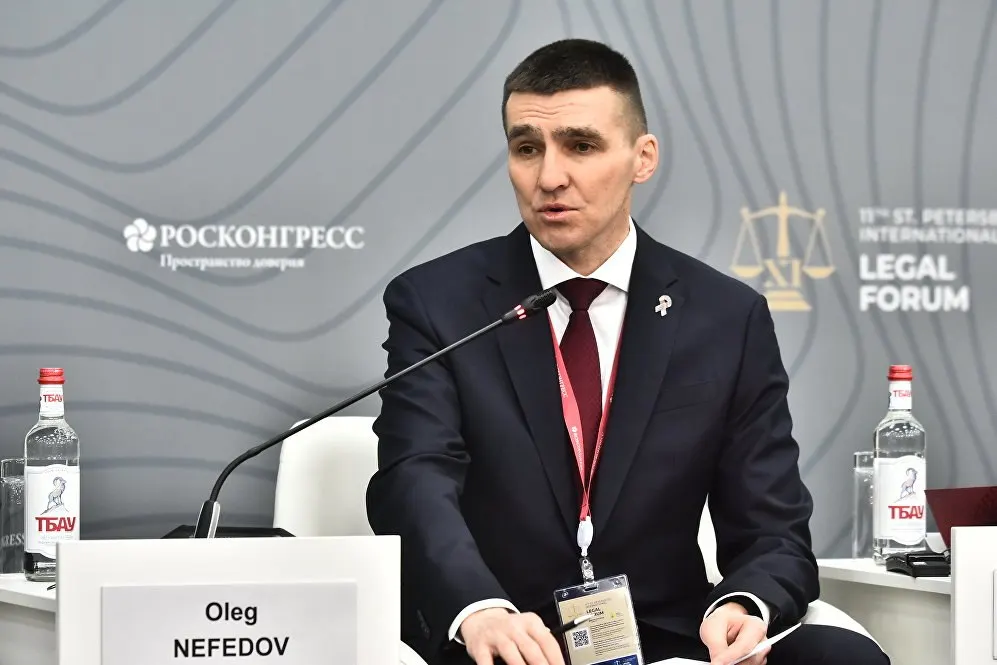 Высшая квалификационная коллегия судей 26 мая рассмотрит ходатайство судьи Верховного Суда Олега Нефедова о его рекомендации на должность заместителя председателя Верховного Суда — председателя коллегии по гражданским делам. Нефедов известен рядом резонансных решений о признании организаций экстремистскими.