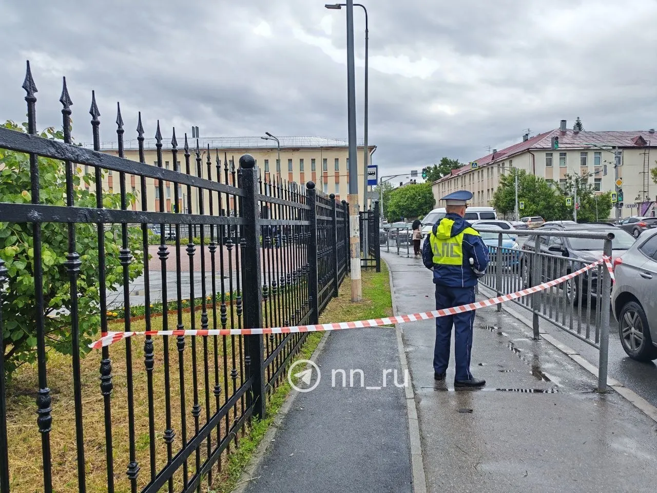 Губернатор сообщил о повреждениях в здании областного суда в Нижнем Новгороде, пострадавших предварительно нет. Минобороны заявило, что за ночь по регионам России сбили 62 беспилотника.