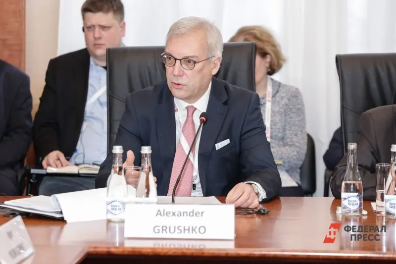 Александр Грушко заявил, что попытки блокады или применения силы против Калининградской области повлекут серьёзные последствия для альянса. Он отметил нарастание военной активности в Балтийском море и назвал риск захвата региона нулевым.
