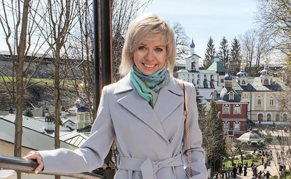 Ей грозит штраф от 30 до 50 тысяч рублей по ч. 4 ст. 19.34 КоАП за публикацию материалов «иностранного агента» без пометки; Савицкая была внесена в реестр Минюста в декабре 2020 года и стала одним из первых пяти граждан в списке.