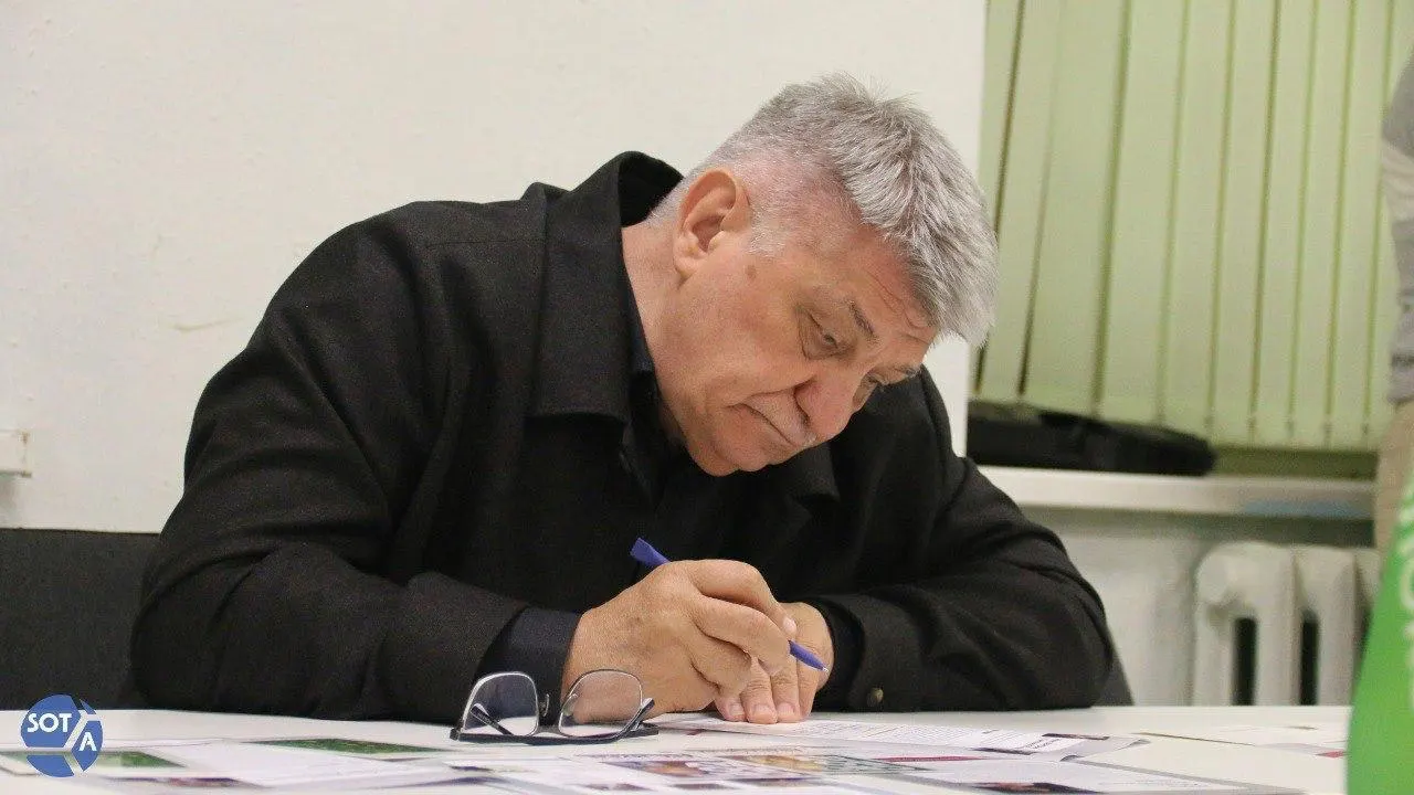 Президент направил поздравление с благодарностью за вклад в кинематограф и воспитание молодых талантов.