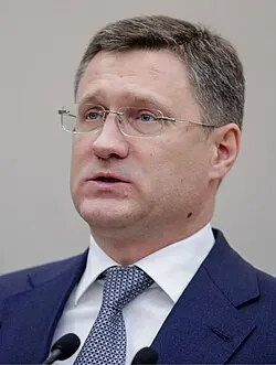 Александр Новак сообщил, что на штабе по топливному рынку приняли решение продлить запрет на экспорт бензина до конца года. Ограничения по дизелю планируют снять по мере восстановления рынка.