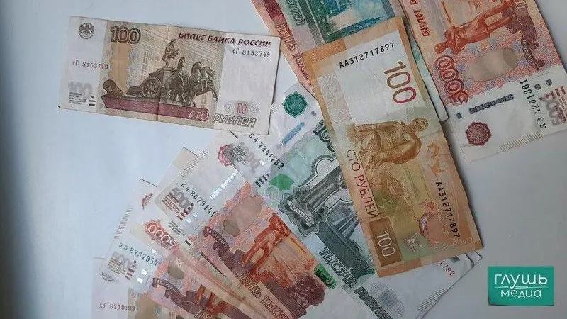 Центробанк предлагает увеличить лимиты выдачи займов наличными для микрофинансовых организаций и ломбардов: до 100 тыс. рублей для МФО и до 200 тыс. рублей для ломбардов; ежедневный лимит — до двух миллионов.