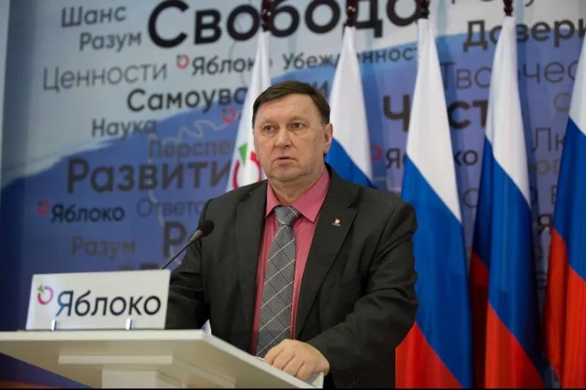 Накануне последнего дня регистрации кандидатов проходят слушания по делам оппозиции и мерам пресечения в Москве и Екатеринбурге.