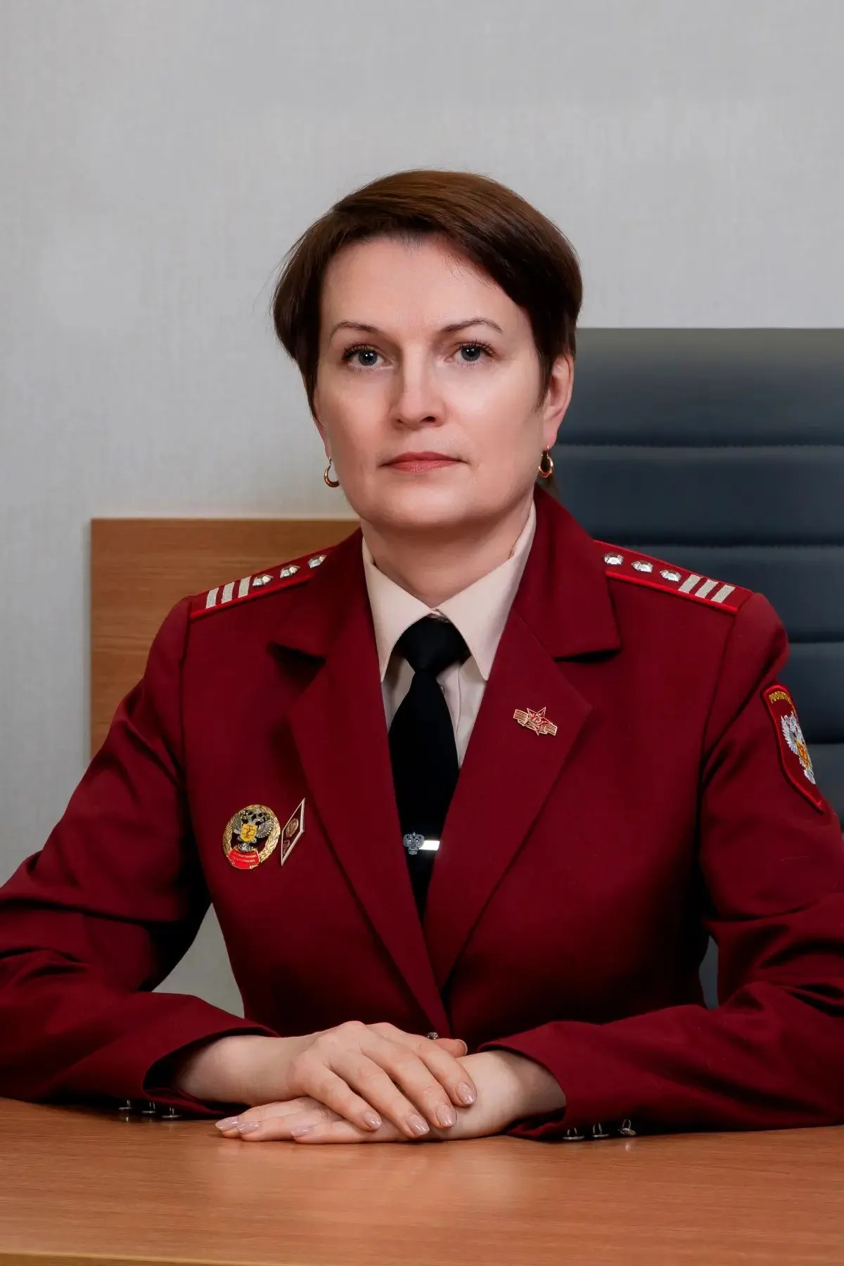 Назначена на должность руководителя алтайского управления Роспотребнадзора; Калинина имеет длительный стаж в санитарно-эпидемиологической службе и профильное образование.
