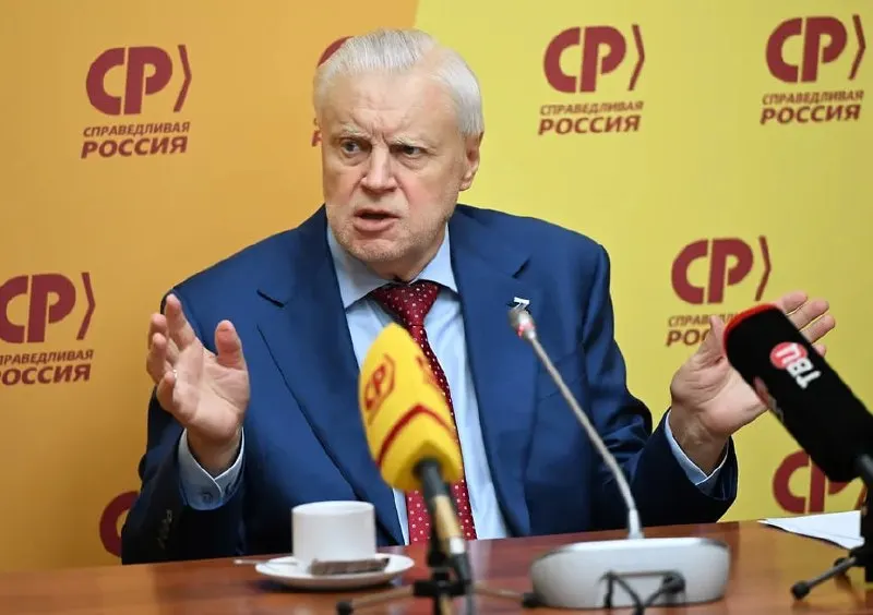 Лидер партии заявил, что фактически вернулся к работе, но руководство пока осуществляется дистанционно; он указал на неверие части избирателей на фоне трудностей, вызванных СВО, как одну из причин слабого результата.