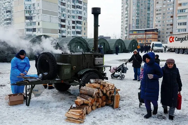 Независимая комиссия ООН пришла к выводу, что систематические атаки на энергетическую инфраструктуру Украины являются военными преступлениями и преступлениями против человечности. Доклад охватывает период с осени 2022 года до зимы 2025–2026 годов и последствия для миллионов людей.